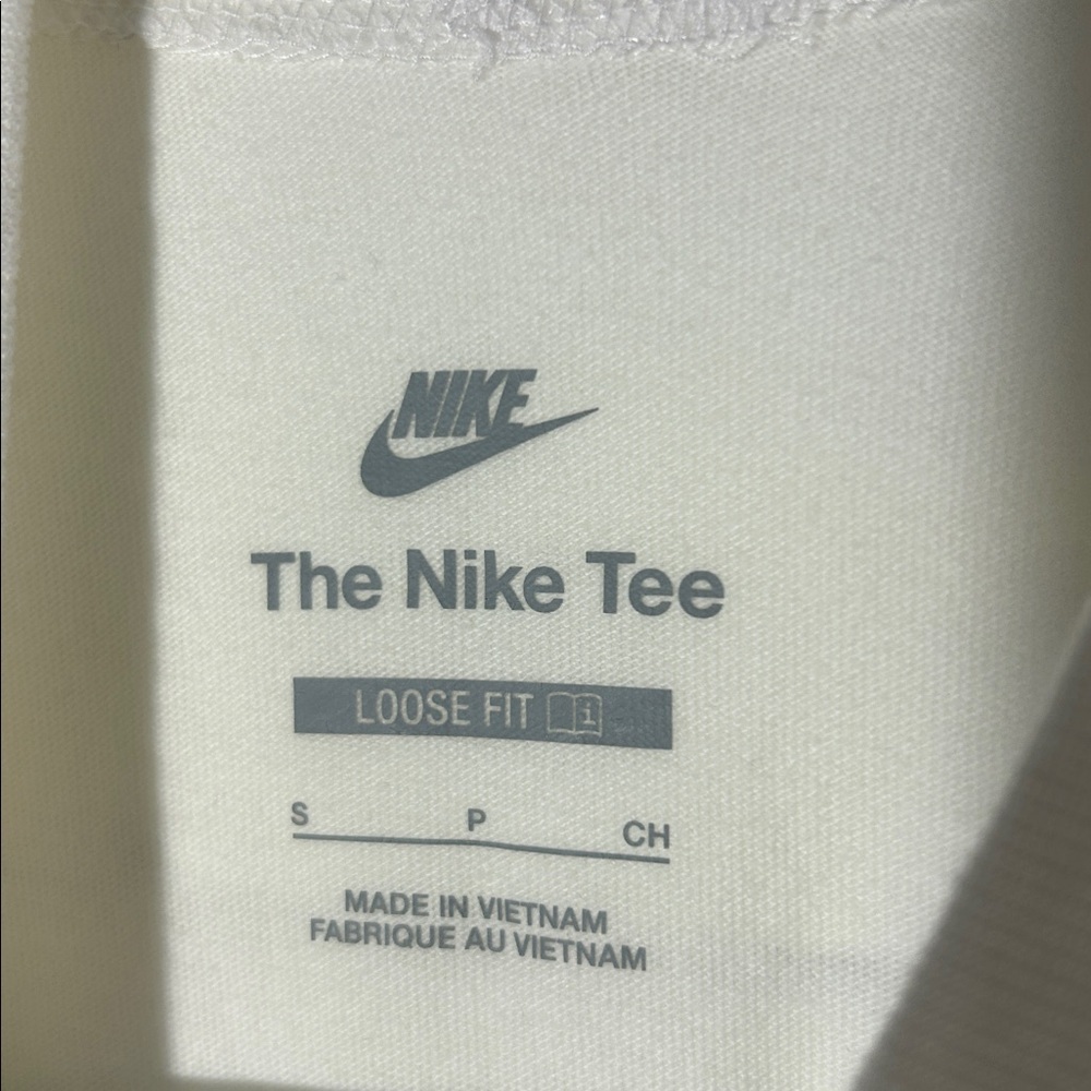 Nike Love at First Scroll mock turtleneck. Stitched necklaces. Women’s Small. - Picture 5 of 10